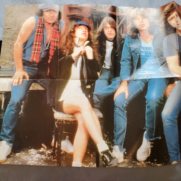 Heavy Metal Hit Mag AC\DC 1985 Vol 2 No 16 Giant Poster Grim Reaper Malmsteen f6 - Picture 3 of 4